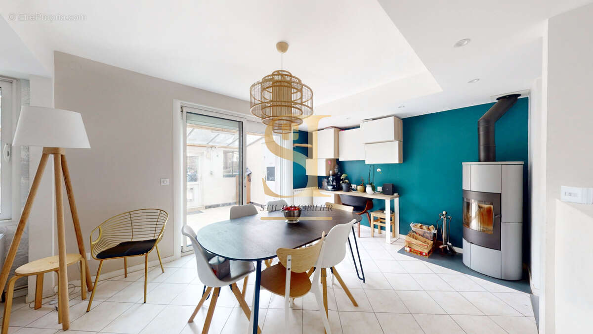 Maison à ATHIS-MONS