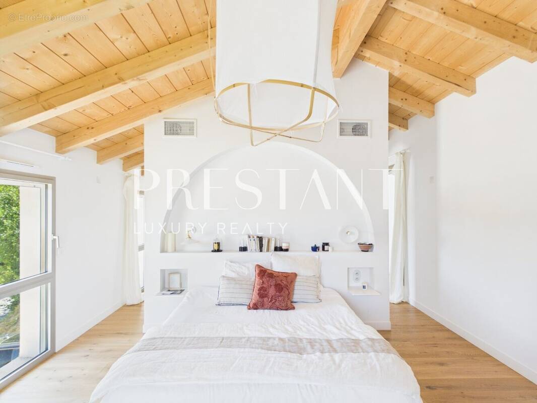 Maison à BASSUSSARRY