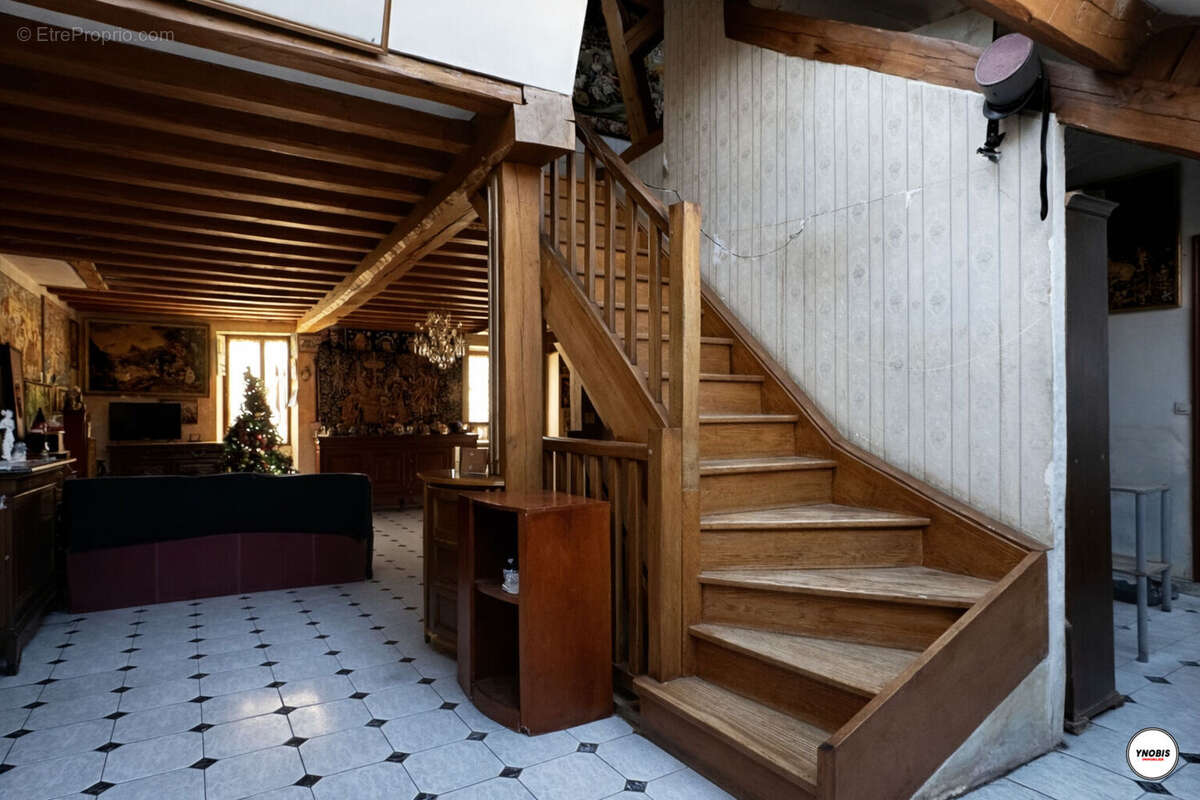 Appartement à JUMEAUVILLE