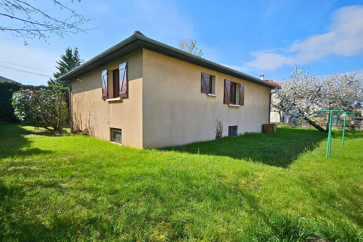 Maison à SAINT-PRIEST