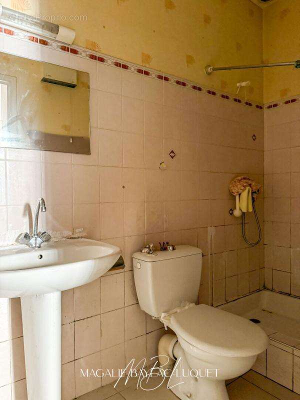 Immeuble à rénover  spécial investisseurs  fort potentiel - photo 4