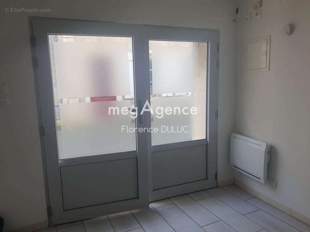 Maison à SAINT-JEAN-D'ANGELY