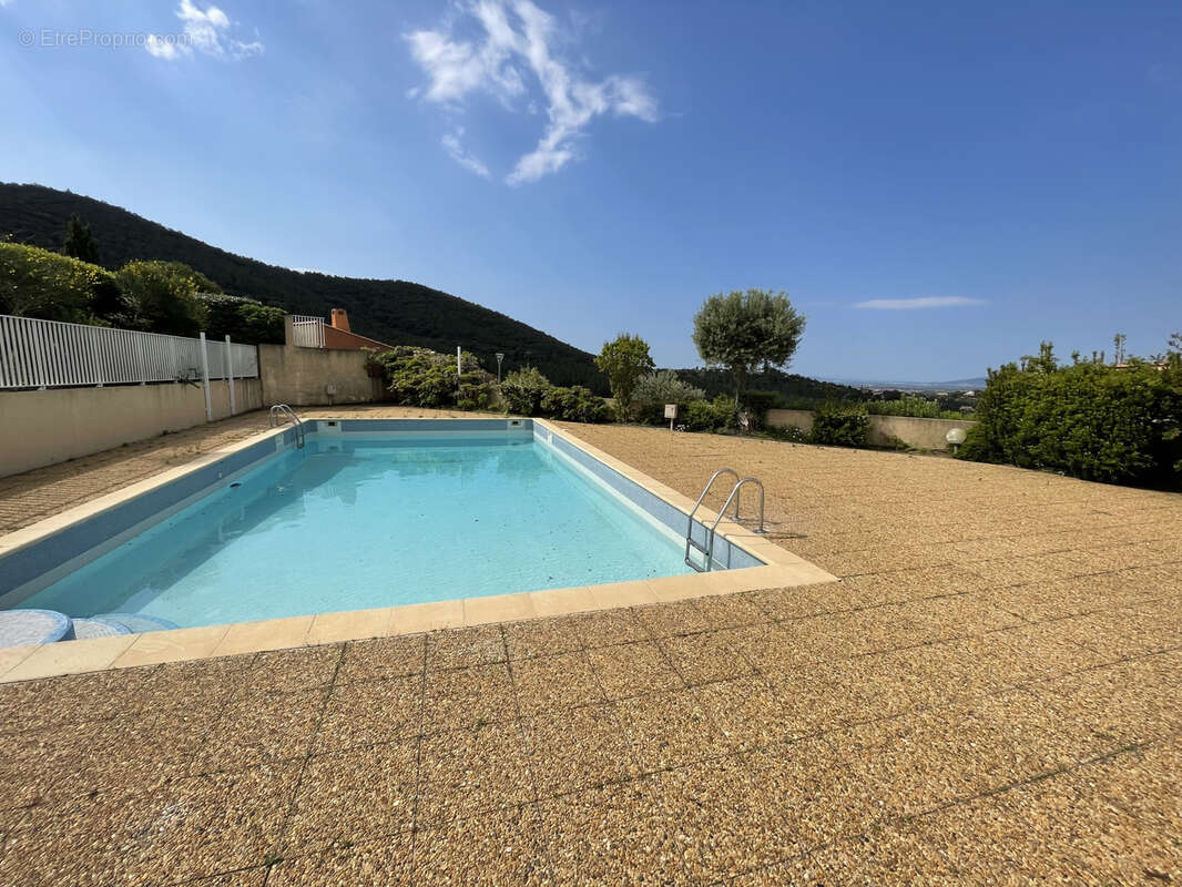 Maison à LA LONDE-LES-MAURES