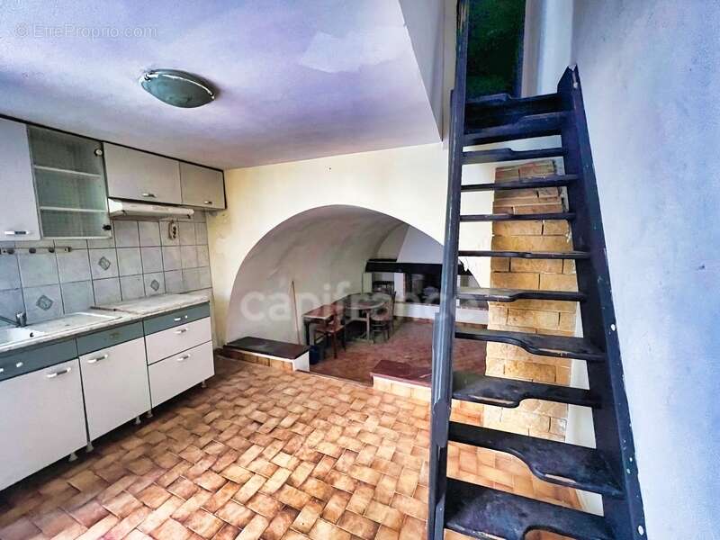 Maison à CERESTE