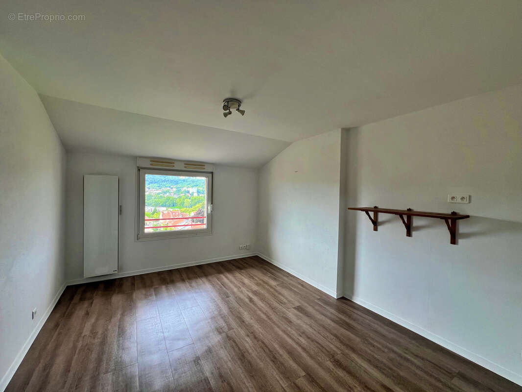 Appartement à MALZEVILLE
