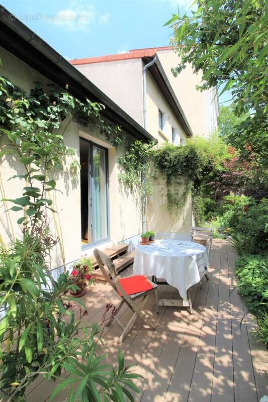 Maison 80 m² à Bagnolet  - photo 3