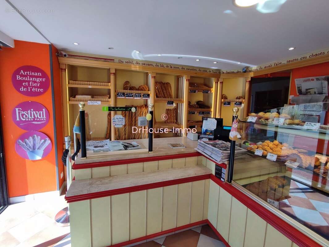 Commerce 156 m² à Blainville-Sur-Orne  - photo 3