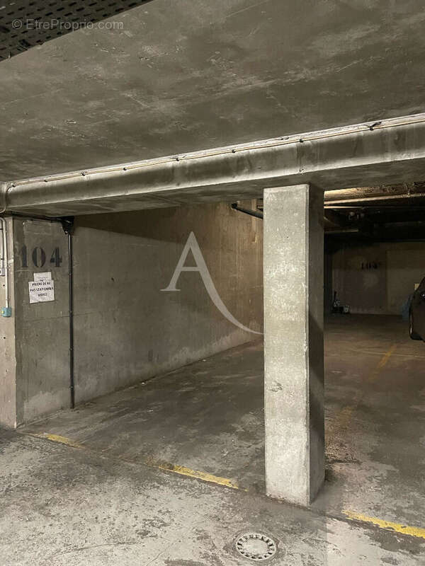 Parking à LE KREMLIN-BICETRE