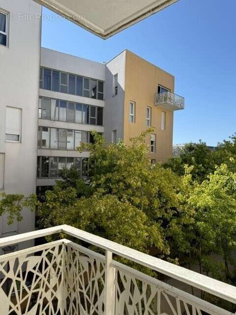 Bel appartement - 3 pièces - Immeuble récent - Cergy - photo 13
