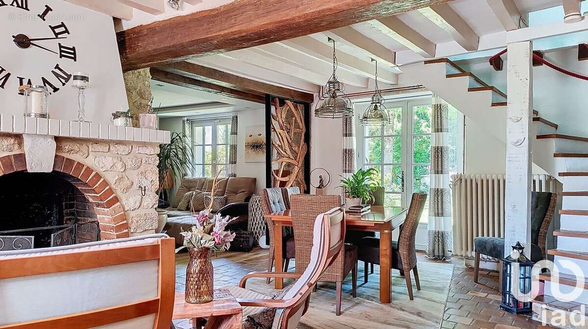 Photo 8 - Maison à MONDONVILLE-SAINT-JEAN