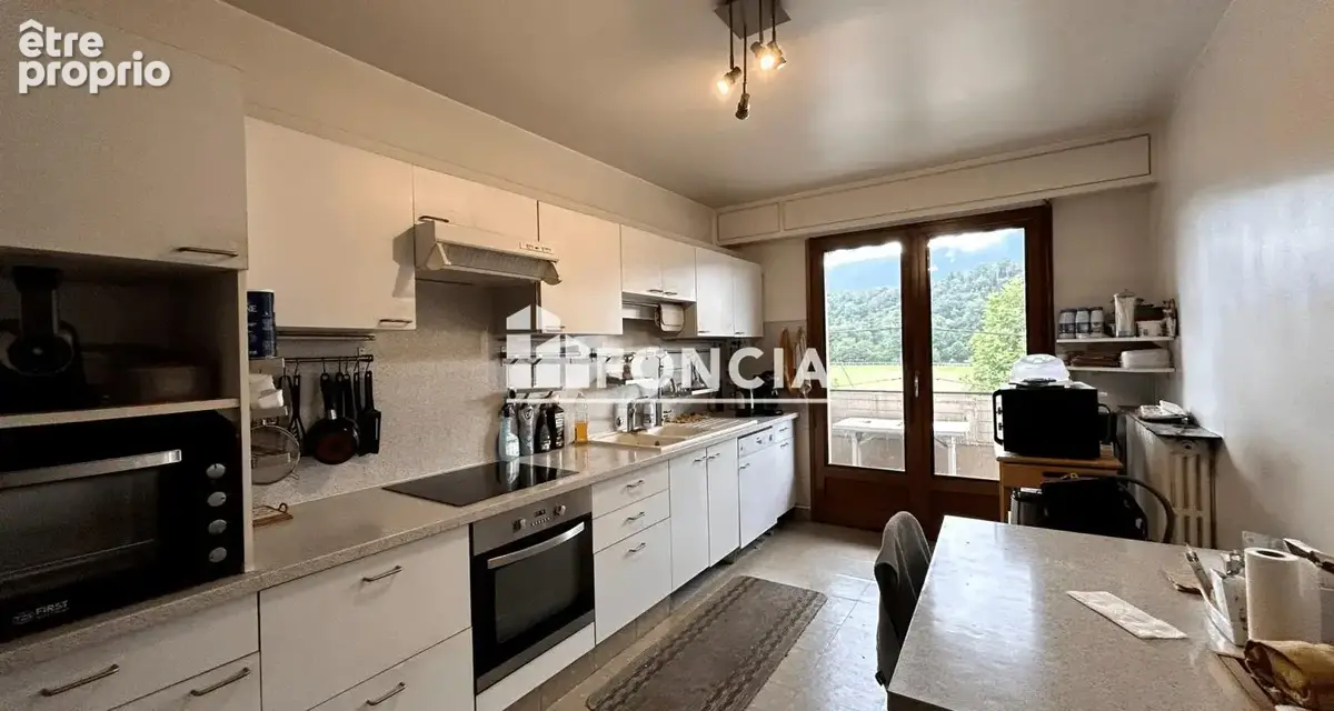 EXCLUSIVITE FONCIA - Aix les bains-Appartement type 4 de 90 m2 avec garage et place de parking - photo 4