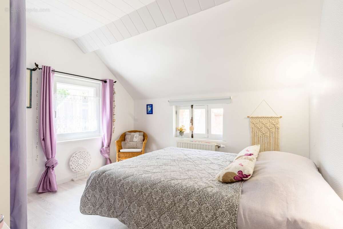 Maison à MONCHECOURT