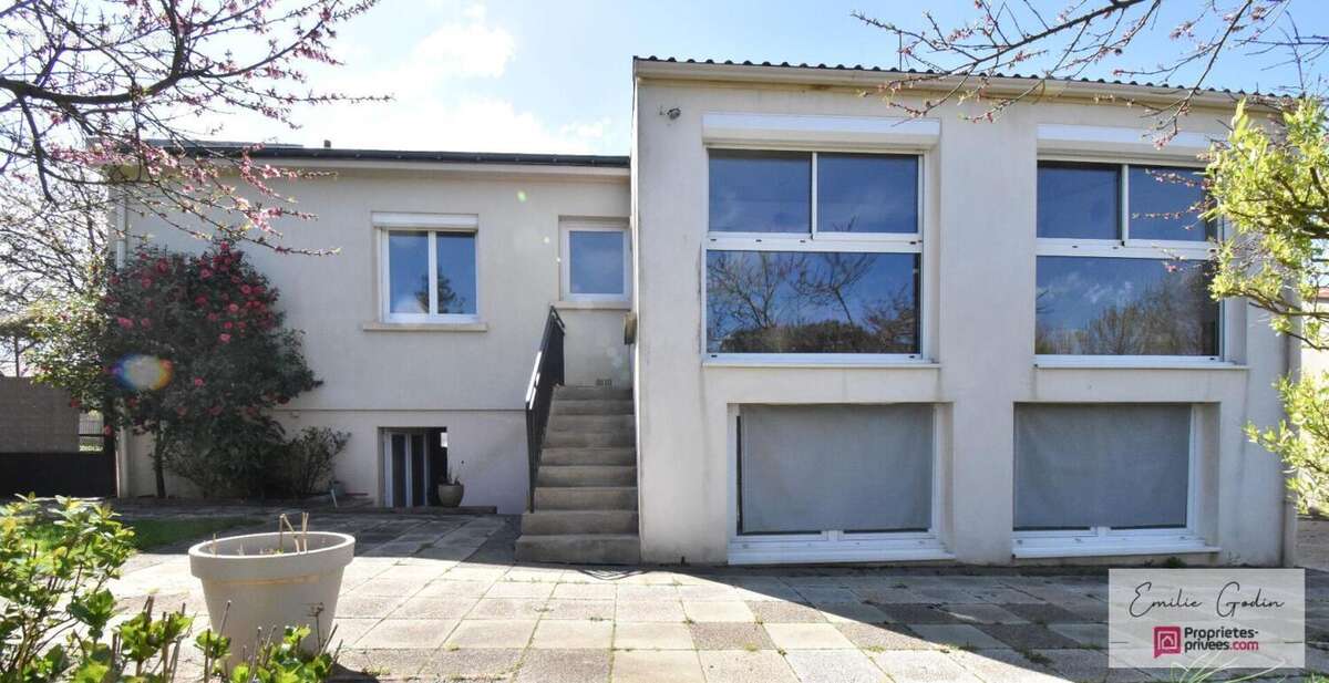Maison à MAULEVRIER