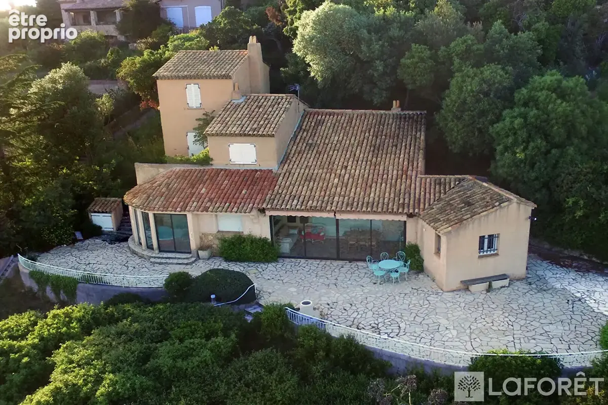 Maison Agay 6 pièce(s) 145 m2 - photo 2