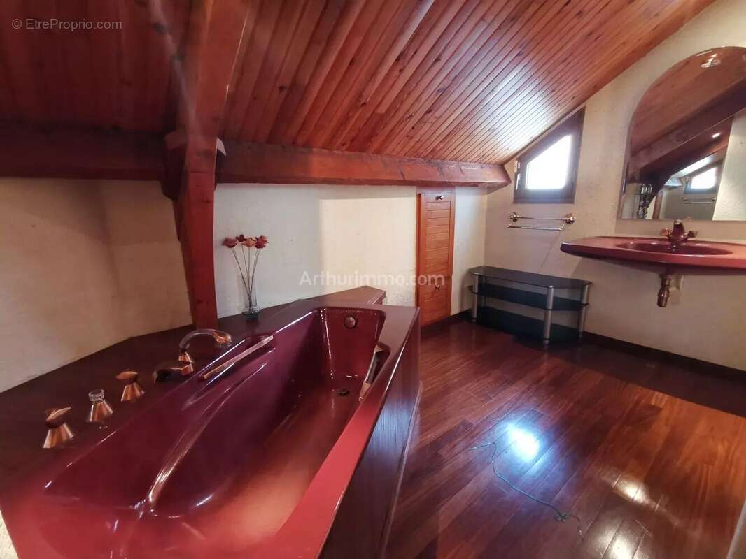 Maison à CHAMPS-SUR-MARNE