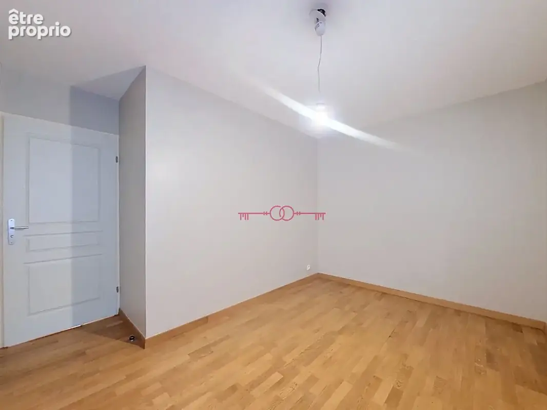 Appartement Reims hyper centre ville - extérieur- 98 m2 - photo 5