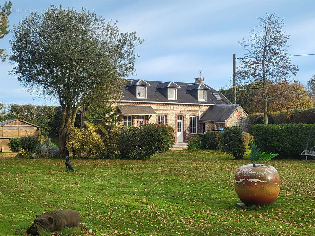 Maison à SAINT-LEONARD