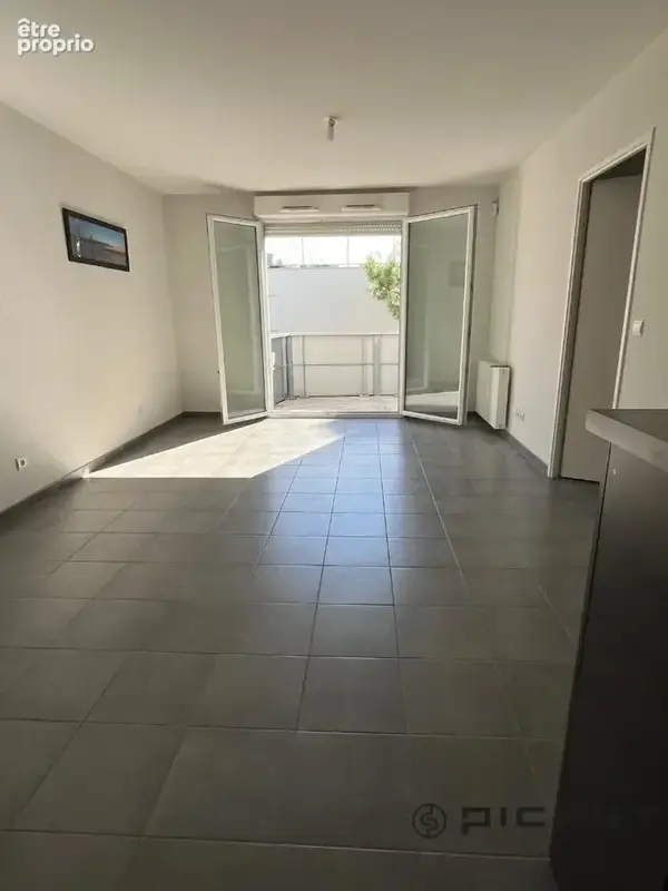 Eysines -Bel appartement T3 lumineux avec balcon - photo 3