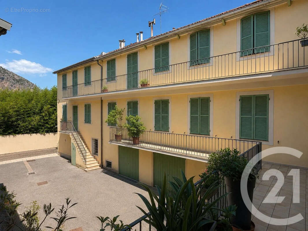 Appartement à BEAULIEU-SUR-MER