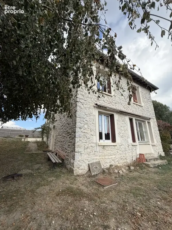Maison en pierre 176 m2 st genest malifaux (42) terrain 1498 m2 - photo 2