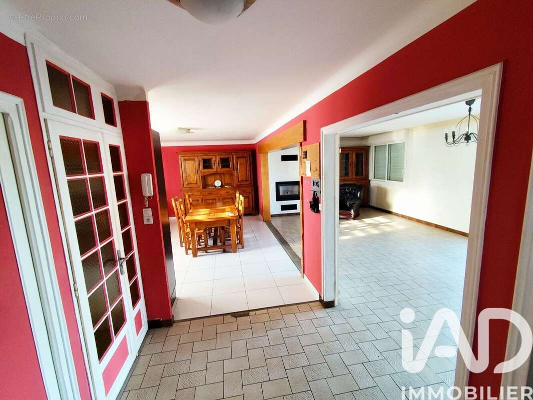 Photo 2 - Maison à BAINS-SUR-OUST