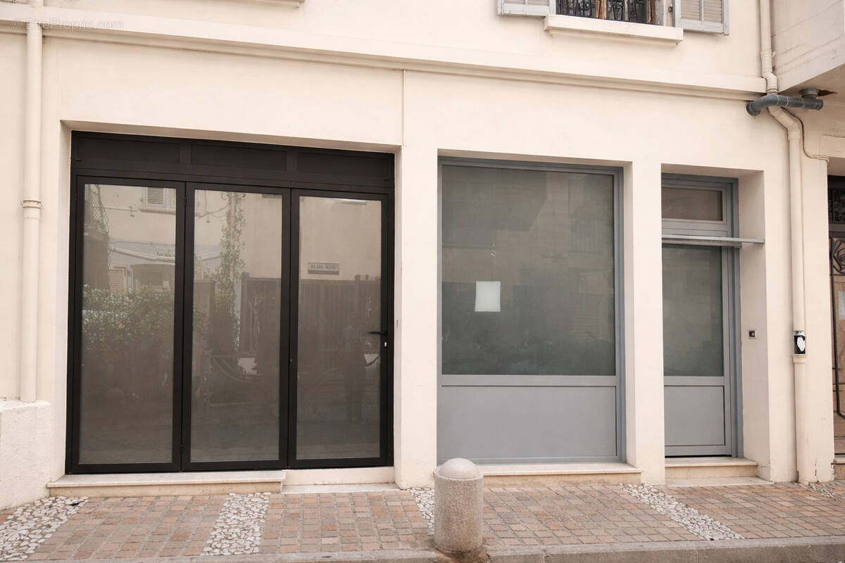 Commerce à BEAUSOLEIL