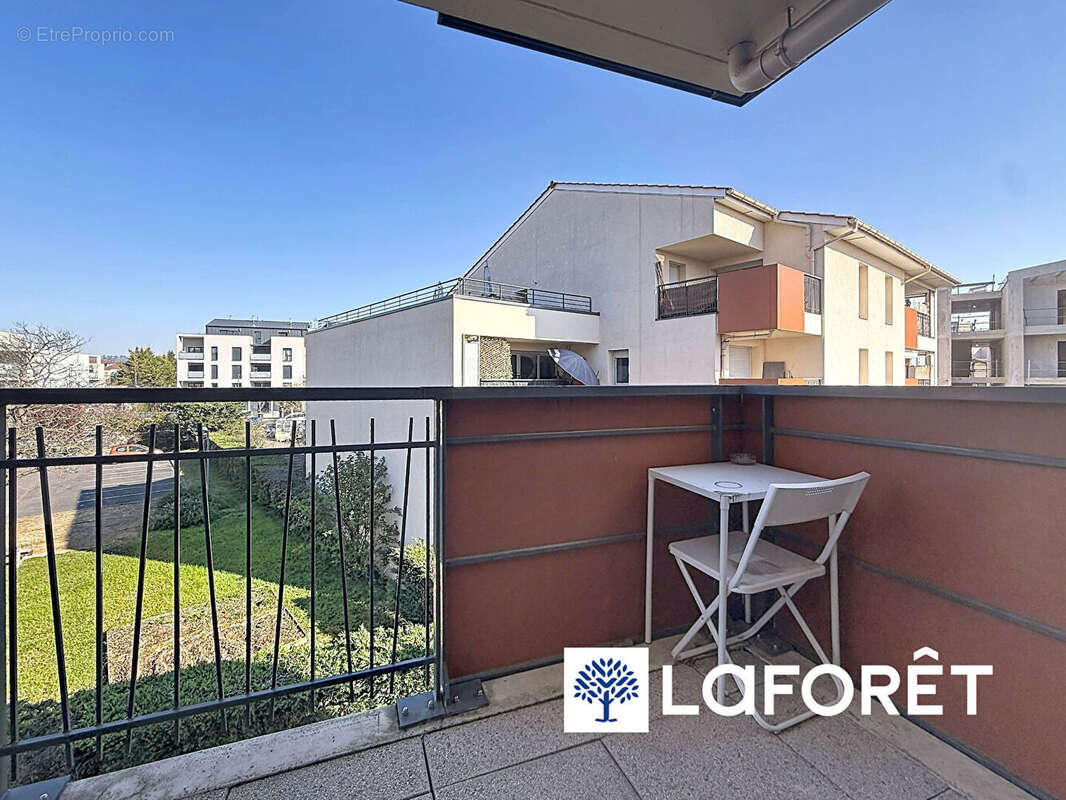 Appartement à OULLINS