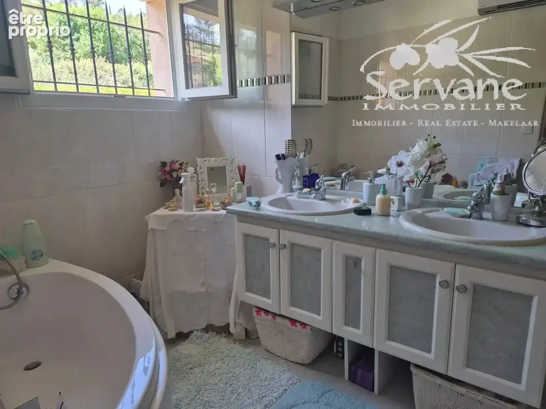 Cotignac belle villa traditionnelle avec piscine - photo 16