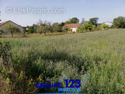 Terrain à SAINT-MAURICE-LE-VIEIL