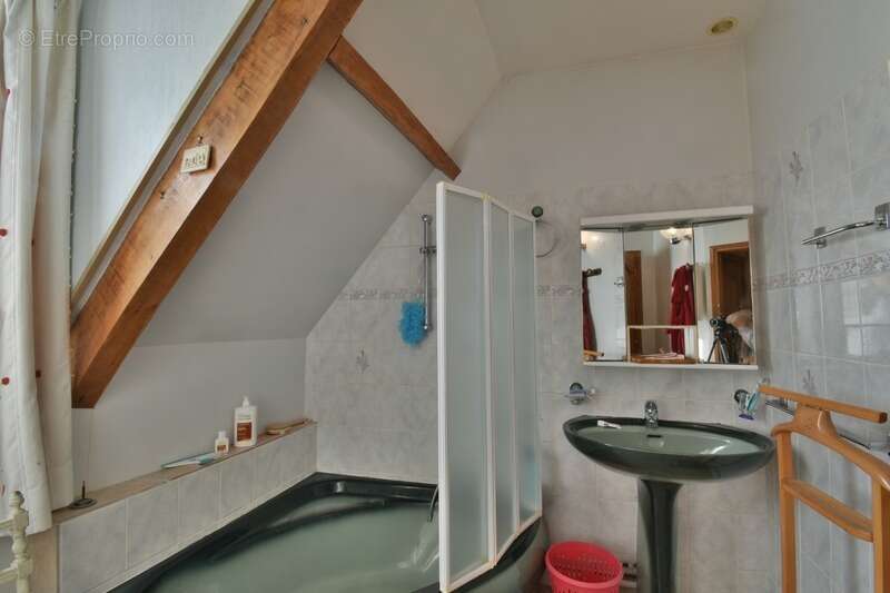 Maison à SAINT-AGNANT-DE-VERSILLAT