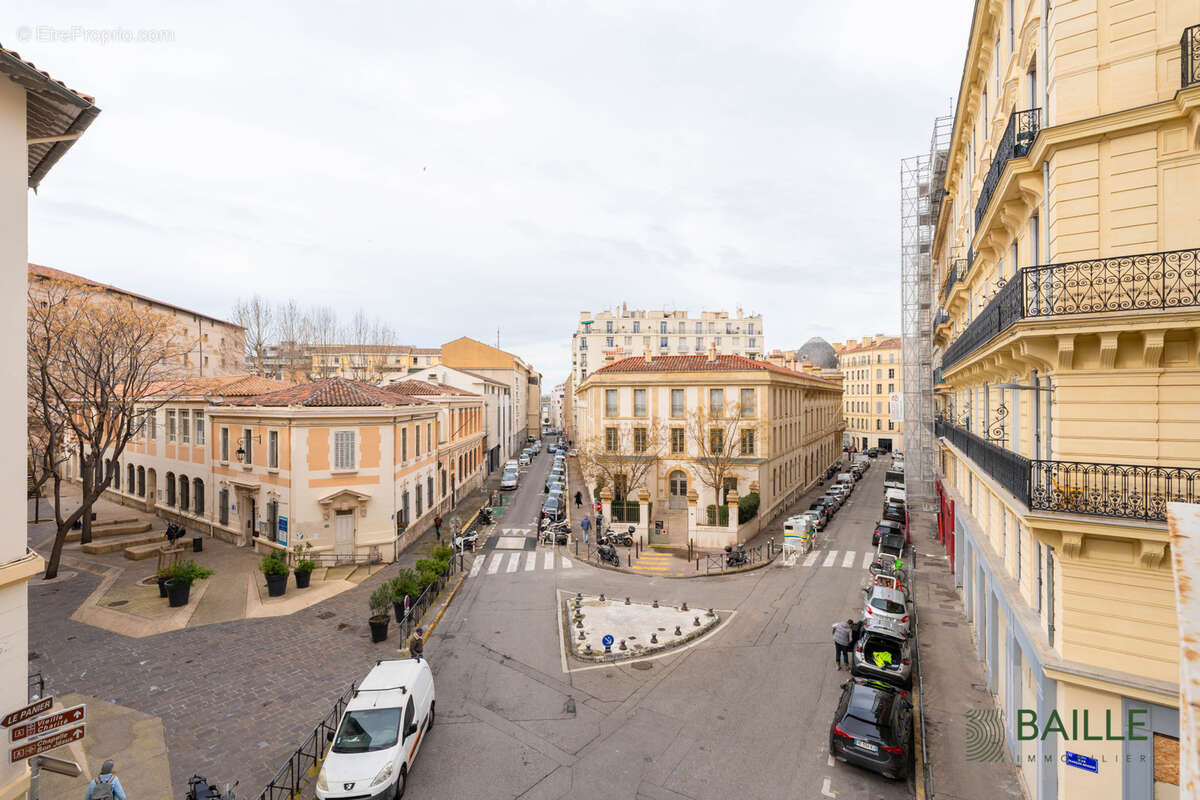 Appartement à MARSEILLE-2E