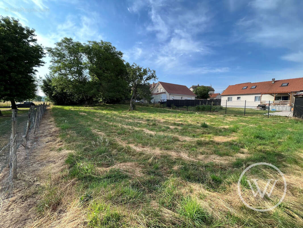 Terrain à FLAGEY-RIGNEY