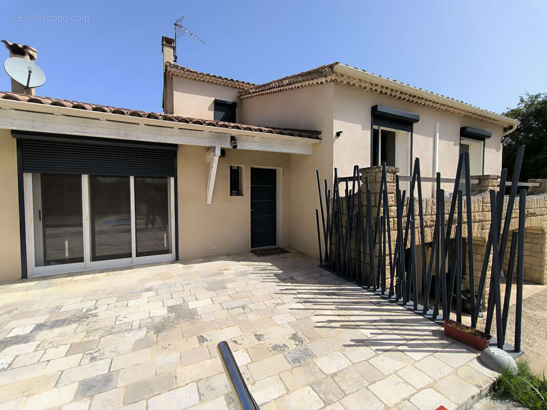 Maison à RIBAUTE-LES-TAVERNES