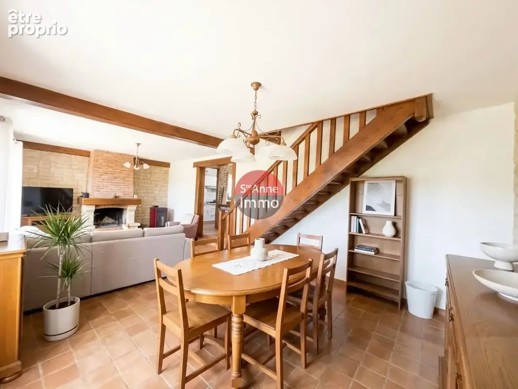 Rosieres-en-santerre - pavillon individuelle - 3 chambres - garage - jardin - photo 4