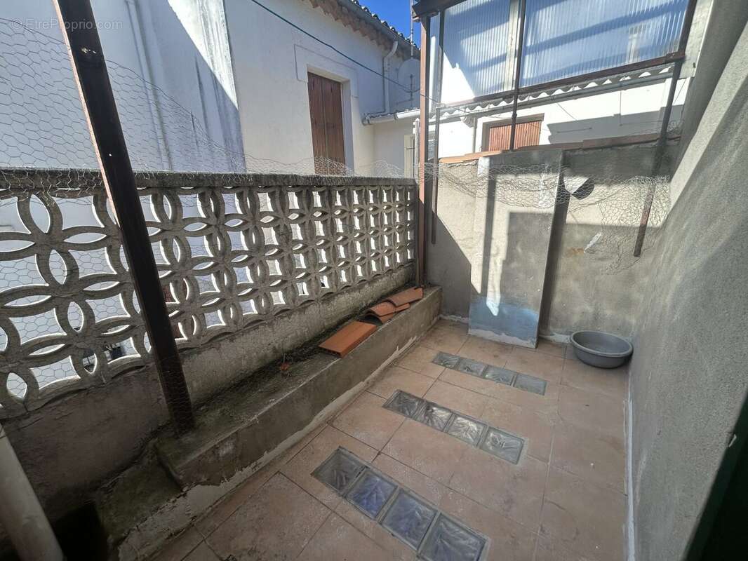 Maison à COUIZA