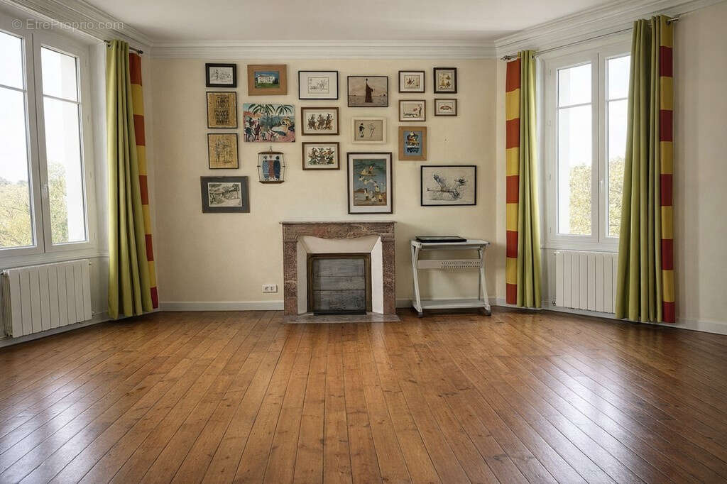 Maison à SAINT-BRICE