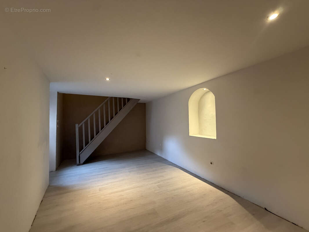 Maison à CHATEAURENARD