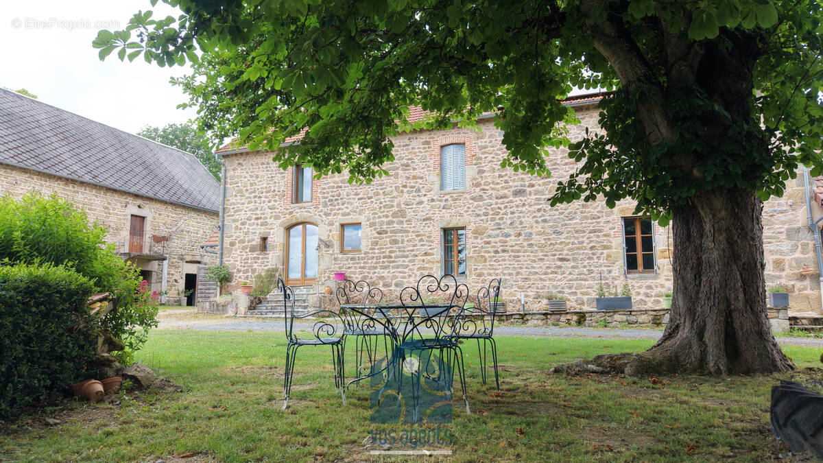 Maison à CHARENSAT