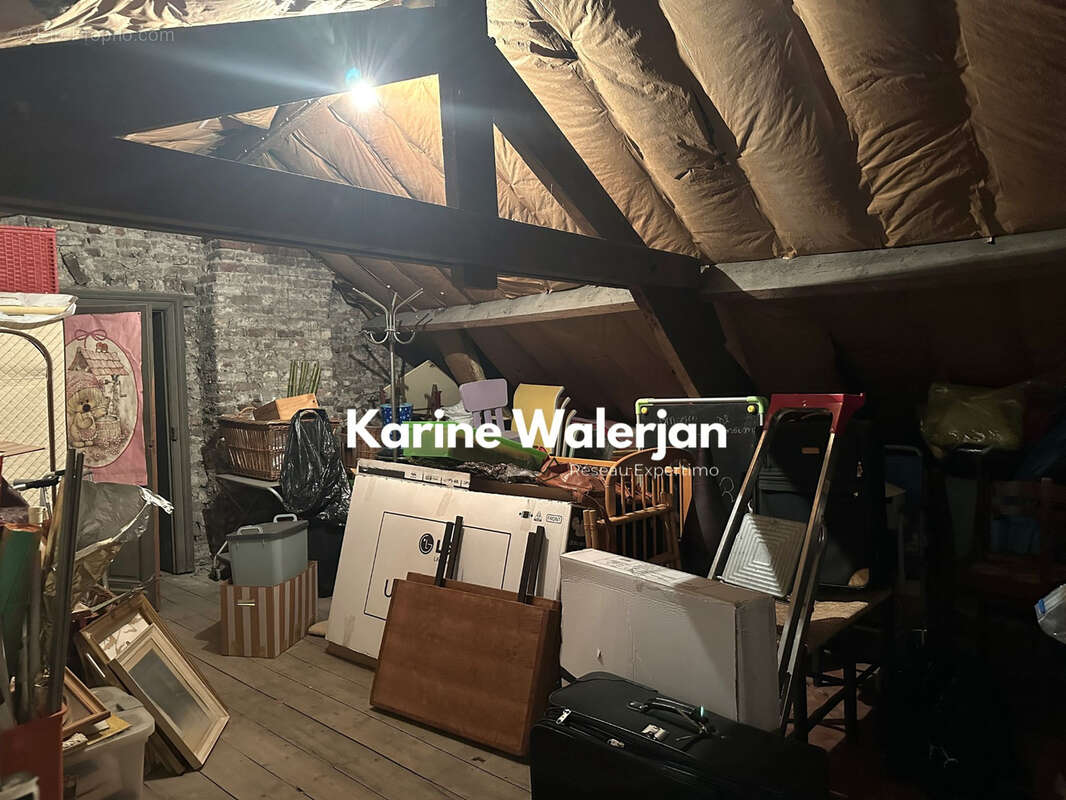 Maison à COURRIERES