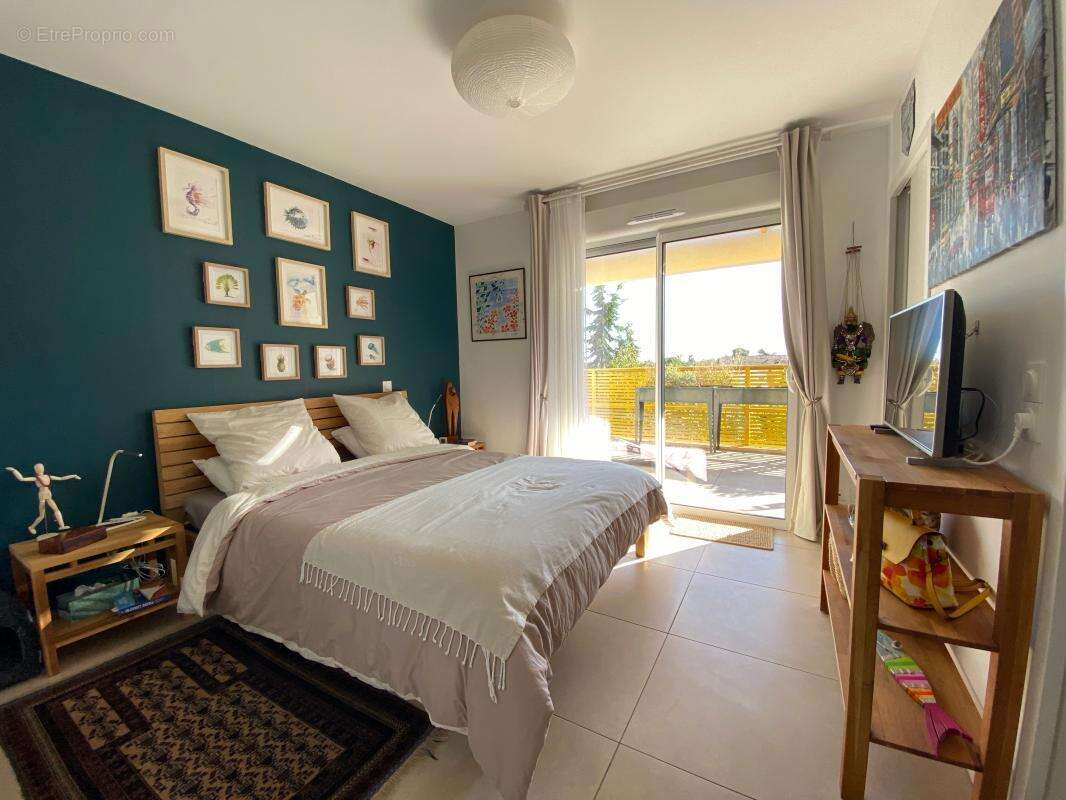 Appartement à MAUGUIO