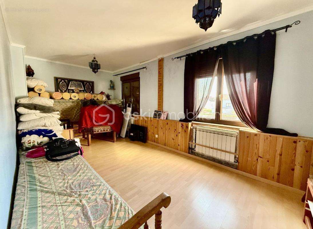 Maison à HAUCOURT-MOULAINE