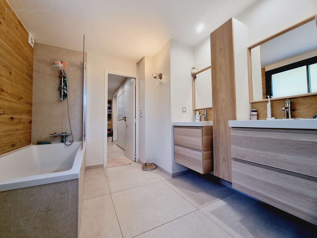 Maison à SAINT-RAPHAEL