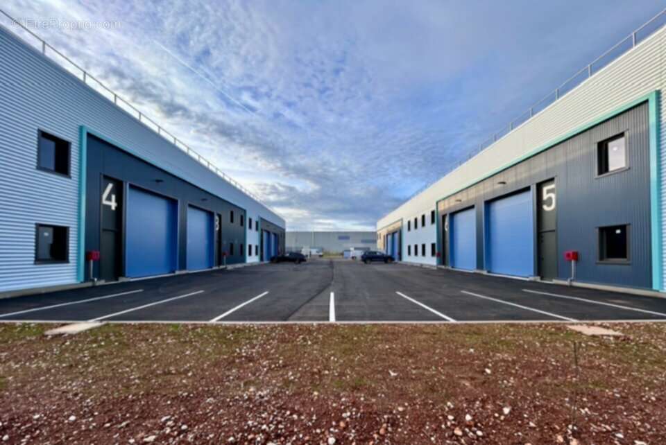 Autre à SAINT-VULBAS