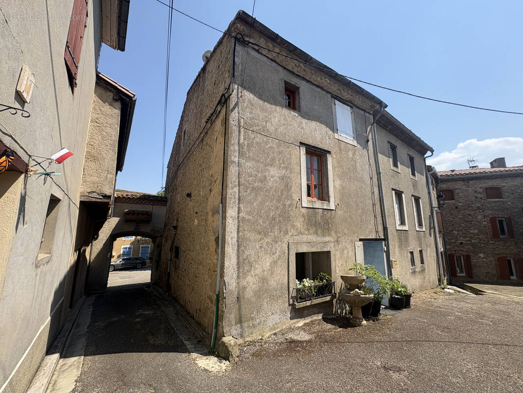 Maison à LOUPIA