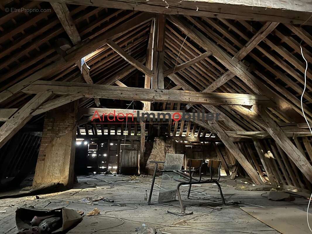 Maison à CHAUMONT-PORCIEN