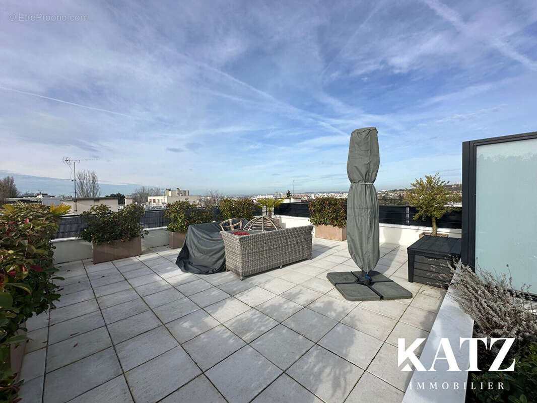 Appartement à GARCHES