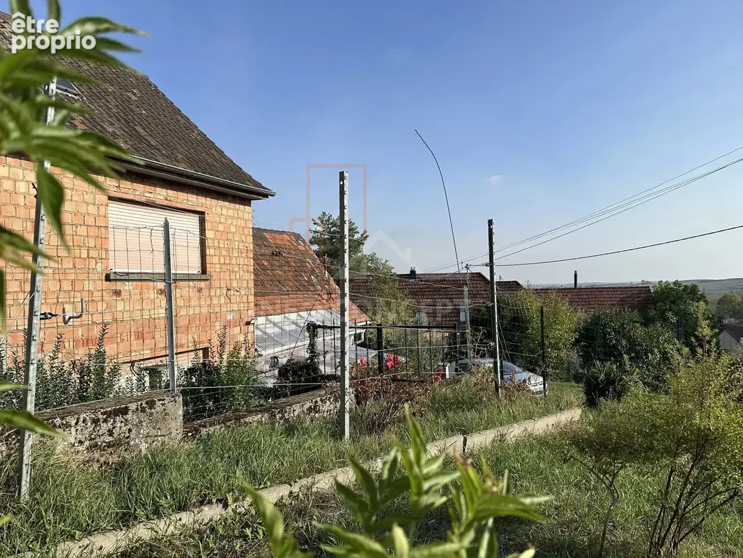 Maison 4 pièces à rénover + espace vert - photo 7