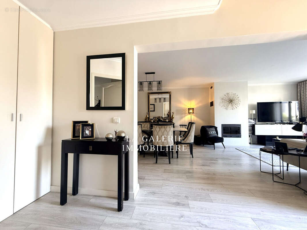Maison à NANTERRE