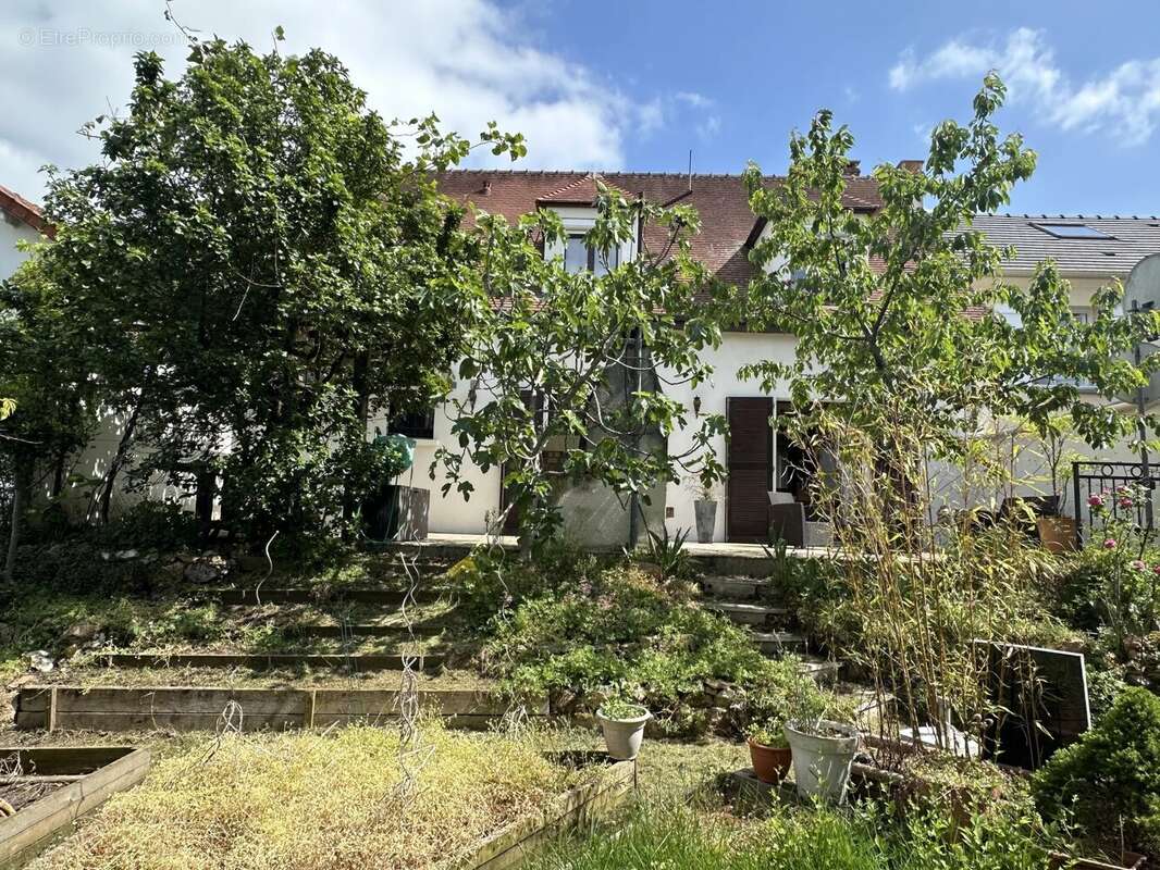 Maison à GOURNAY-SUR-MARNE