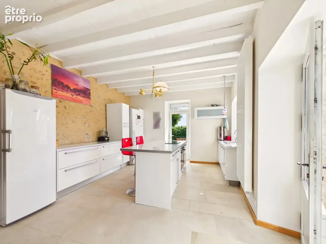Une belle maison et une maison d'amis dans un cadre magnifique - photo 3